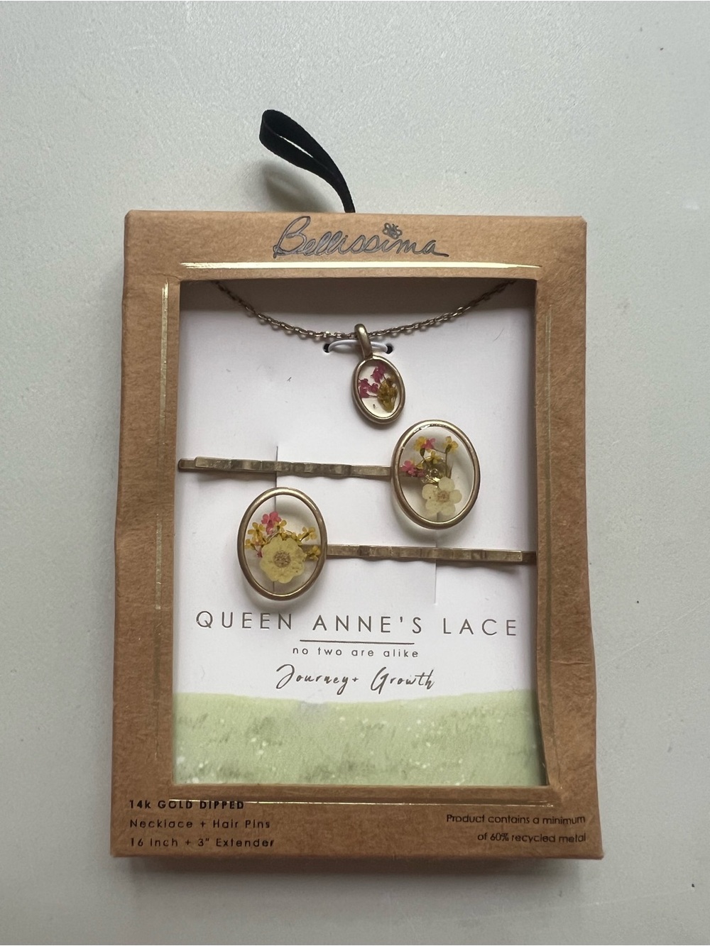 Queen Anne's Lace Gold-Dipped Floral Necklace & Hair Pin Set - Cream & Pink